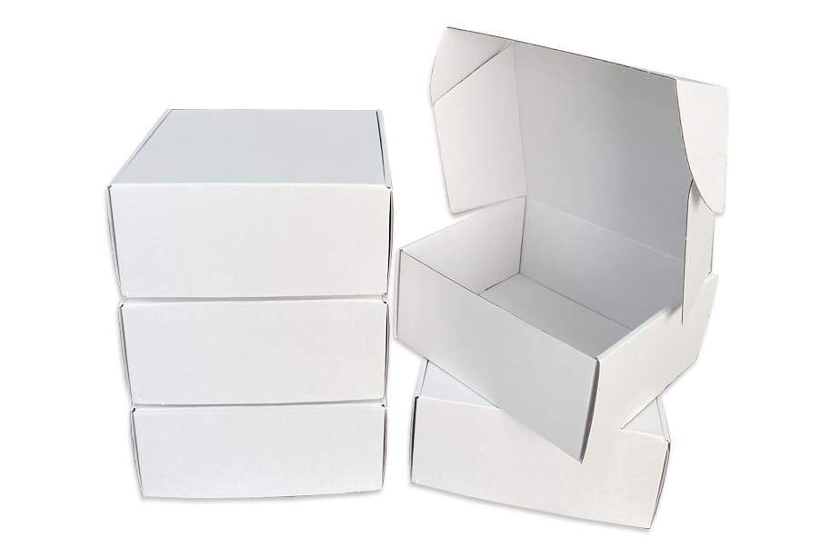 Коробка подарочная белая-мини