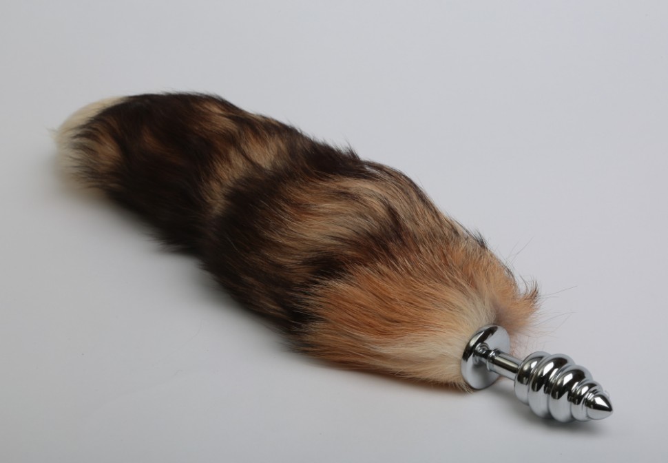 Пробка металлическая с хвостом "Королевская лиса"