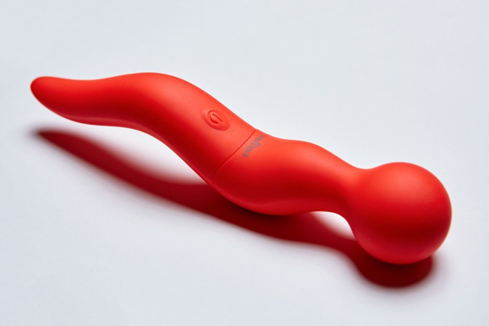 Wand массажер Cassi, цвет алый (INFINITE collection)