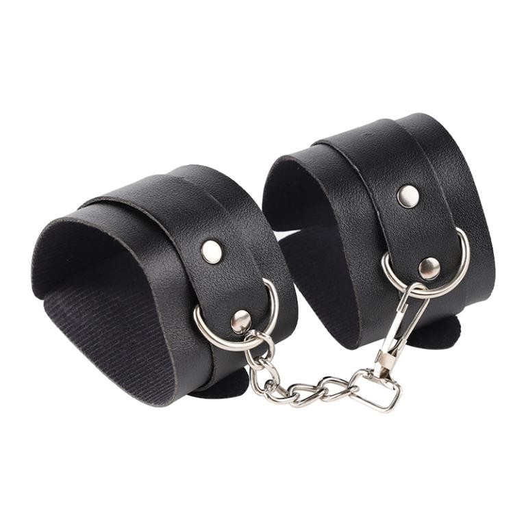 Наножники с цепным креплением черные